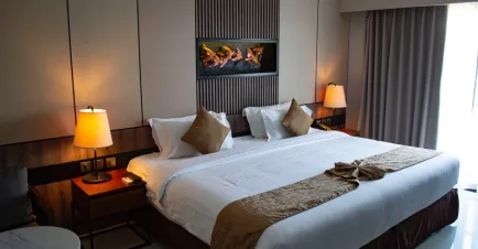 She by the Sea: Elevate Your Ladies' Day at Azure Beach with Exclusive Upgrades