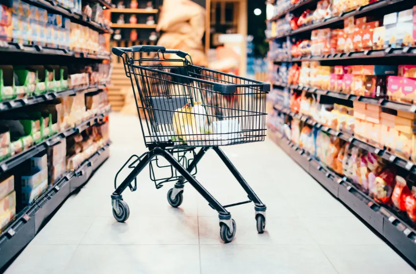 Mastering Smart Grocery Shopping: Navigating FMCG Aisles for Busy Moms