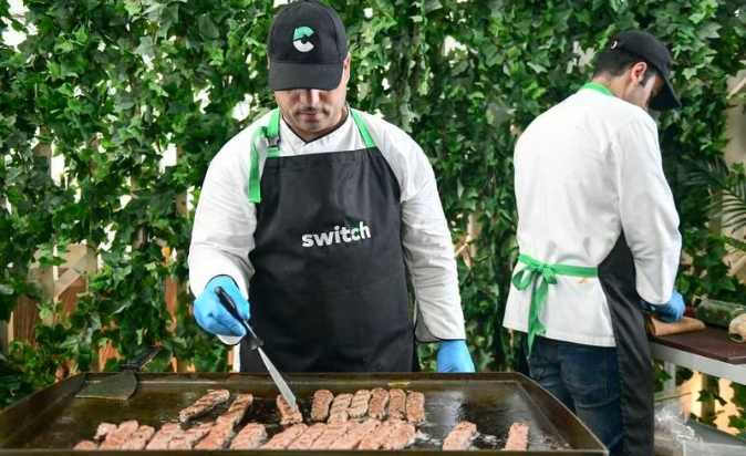 The first Facility Producing Plant-Based Meat has opened in Abu Dhabi.