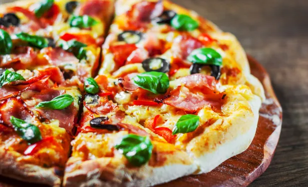 Andrea's Di Venezia: Abu Dhabi's Revolutionary AI-Driven Pizzeria by Kitchen Sharer Group