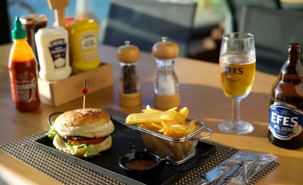 Woodside Burger Shop Diversifies Product Range to Enhance Indian Grilling Experience.