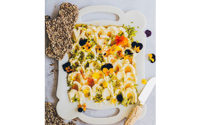 Dubai Foodies participate in the Butter Board Challenge with Butter Stories