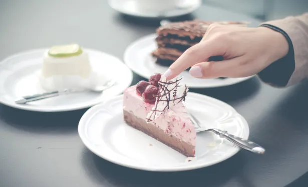 Culinary Trends in 2023: A Fresh Palette of Regional Delights, Dietary Consciousness, and Virtual Dining Experiences